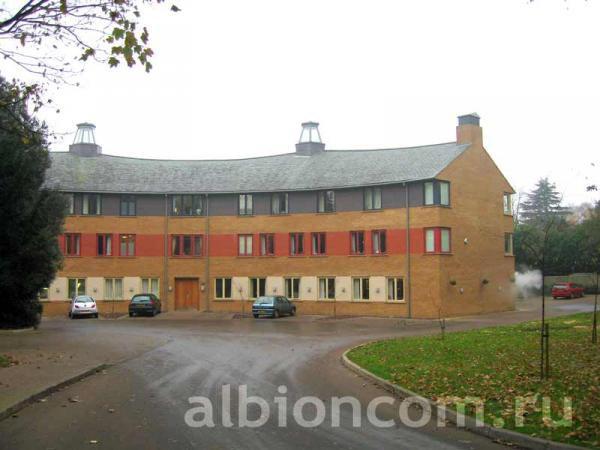 Uppingham School. Школьная резиденция