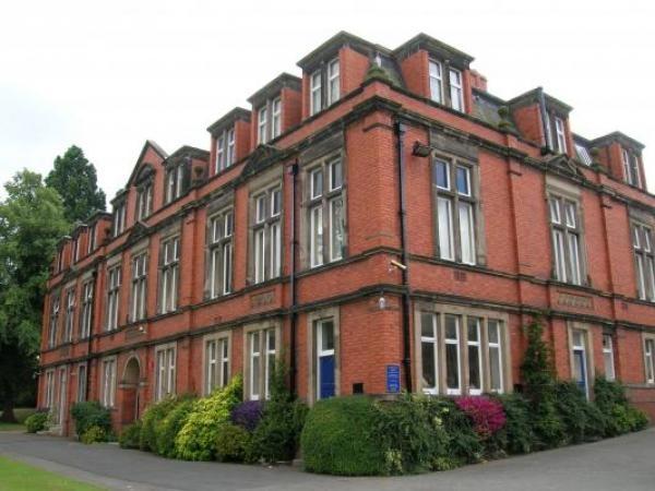 Wrekin College. Школьное здание