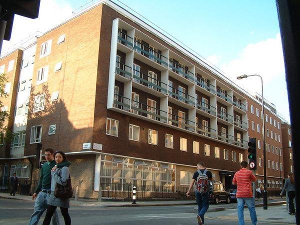 University College London. Резиденция Ramsay Hall на Maple Street