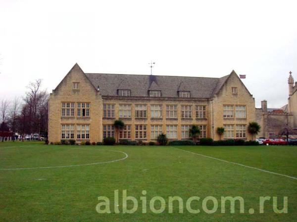 Учебный корпус Cheltenham College.