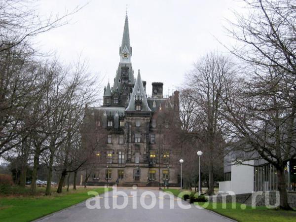 Частная школа-пансион Fettes College.