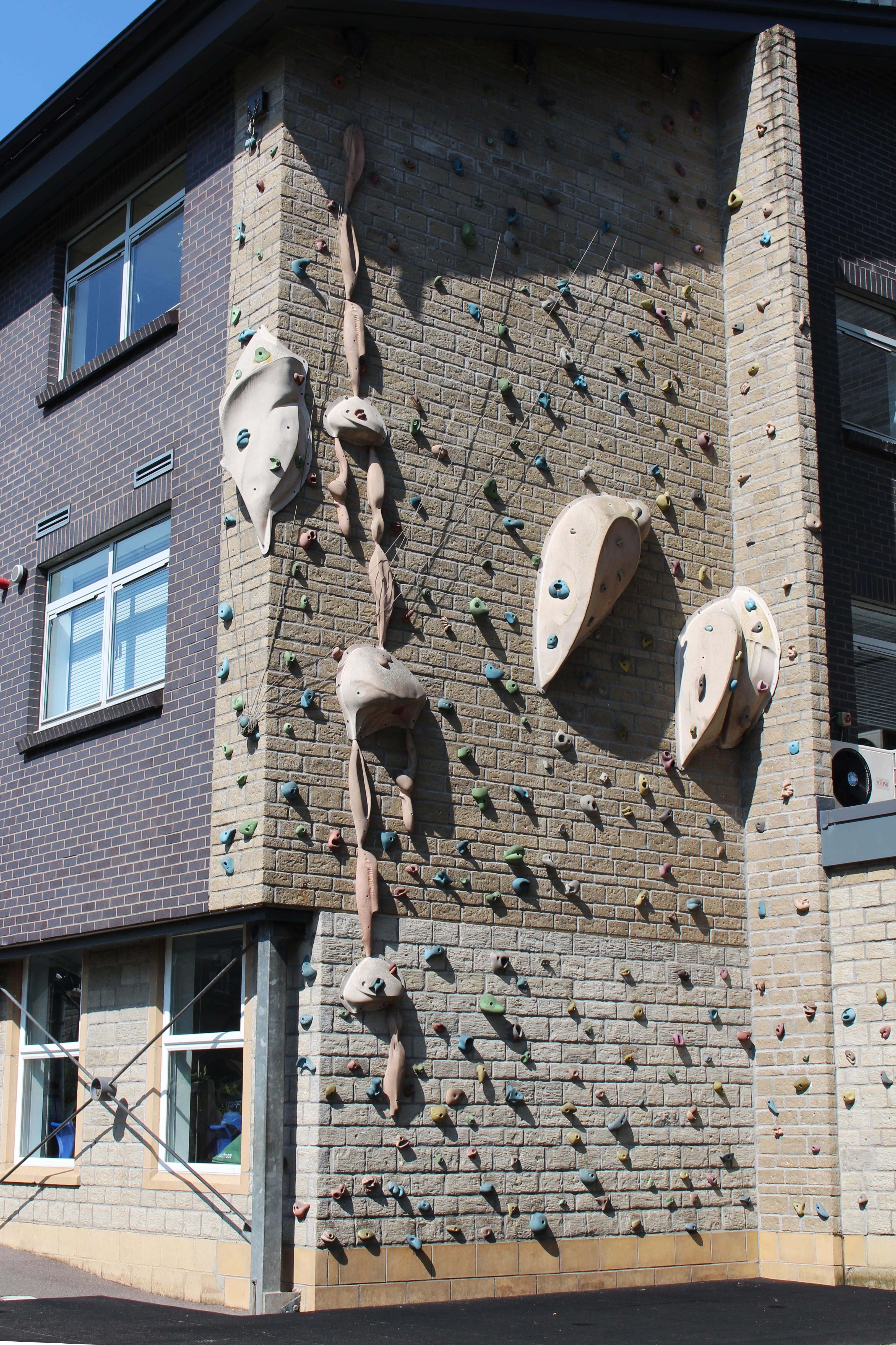 Гластонбери. Climbing Wall